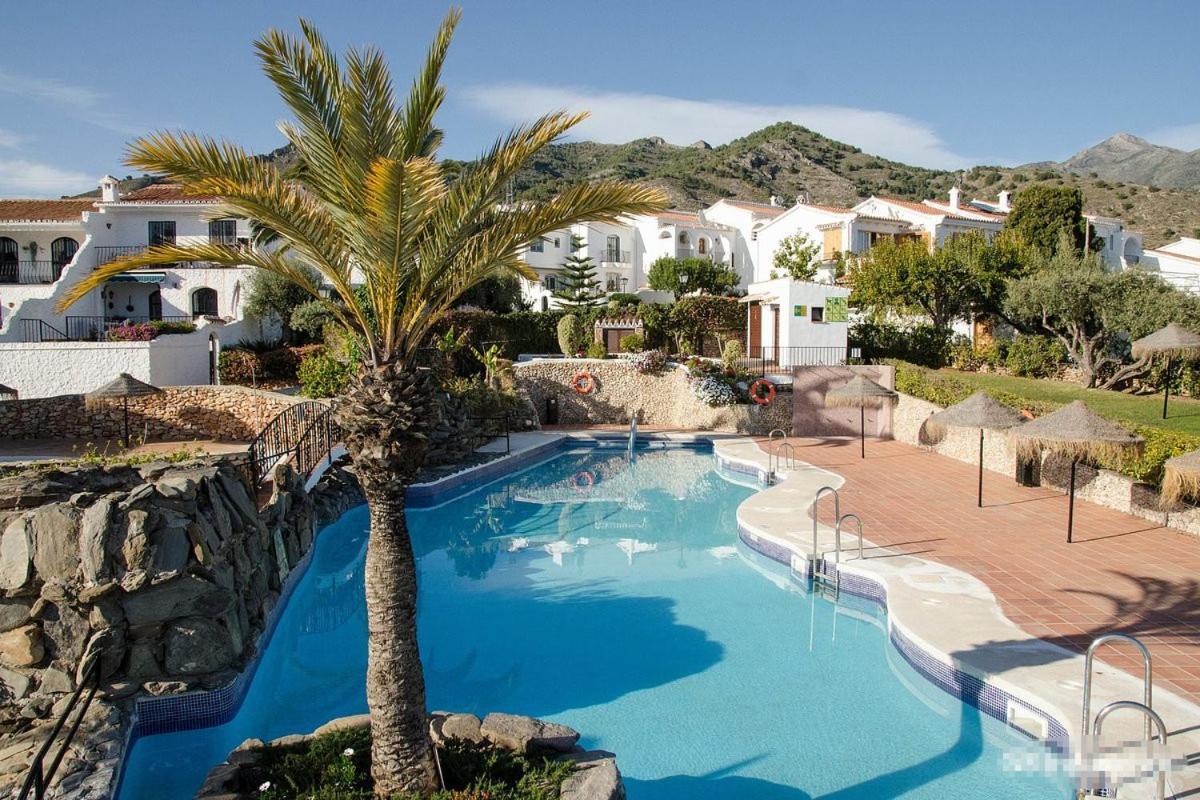 Apartamento Capistrano Village Nerja Kültér fotó