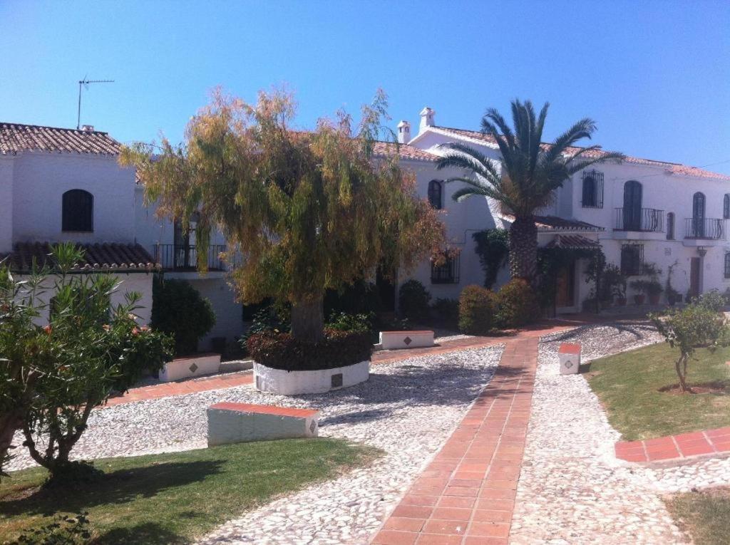 Apartamento Capistrano Village Nerja Kültér fotó